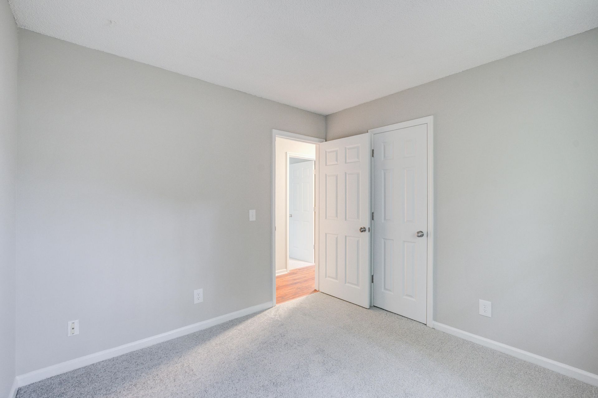 120 Alston Circle Photo 24