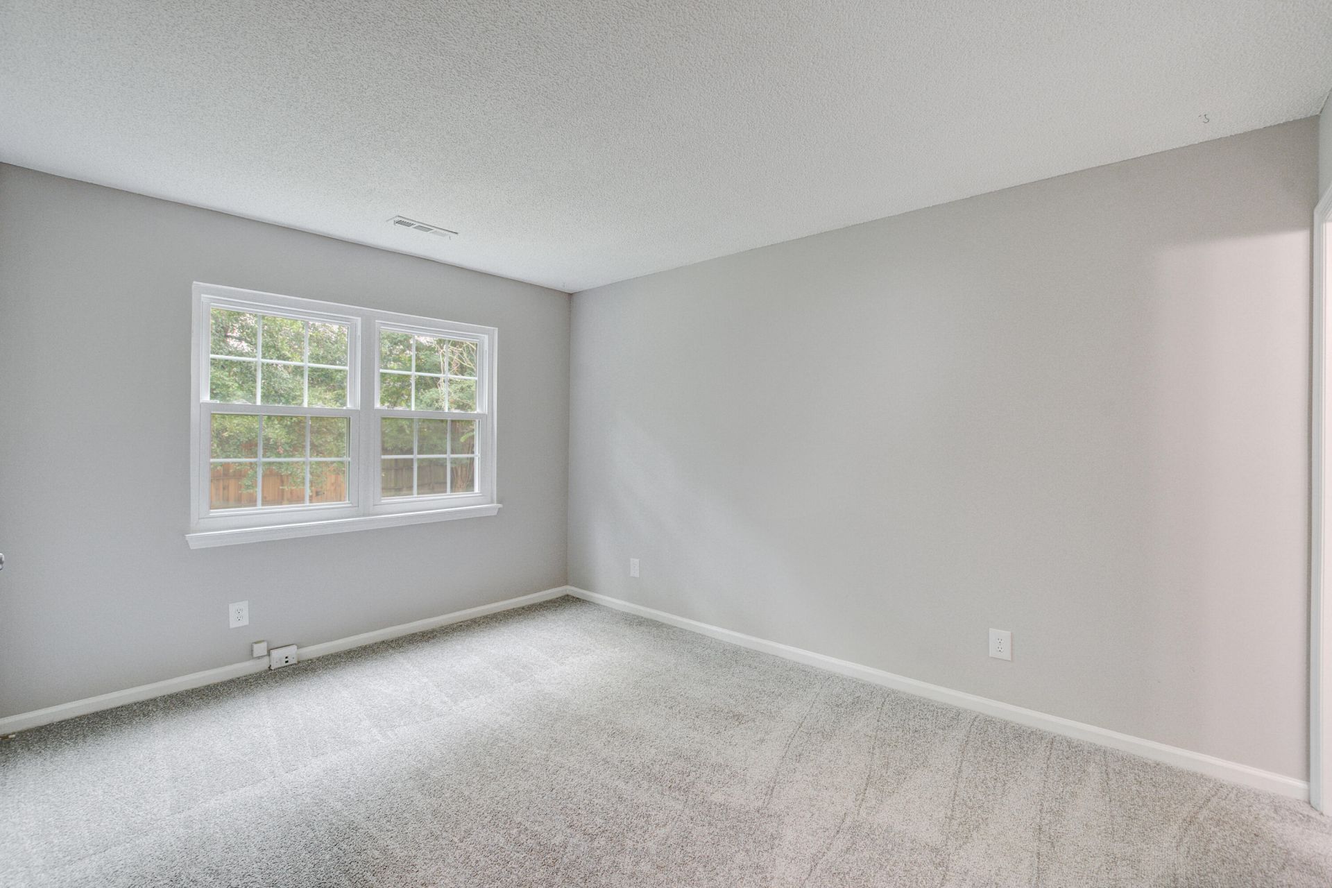120 Alston Circle Photo 26