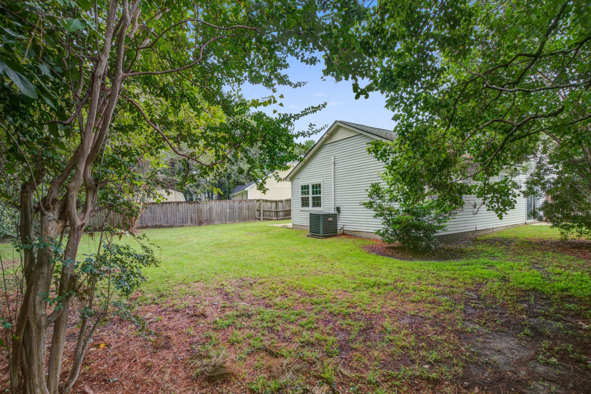 120 Alston Circle Photo 33