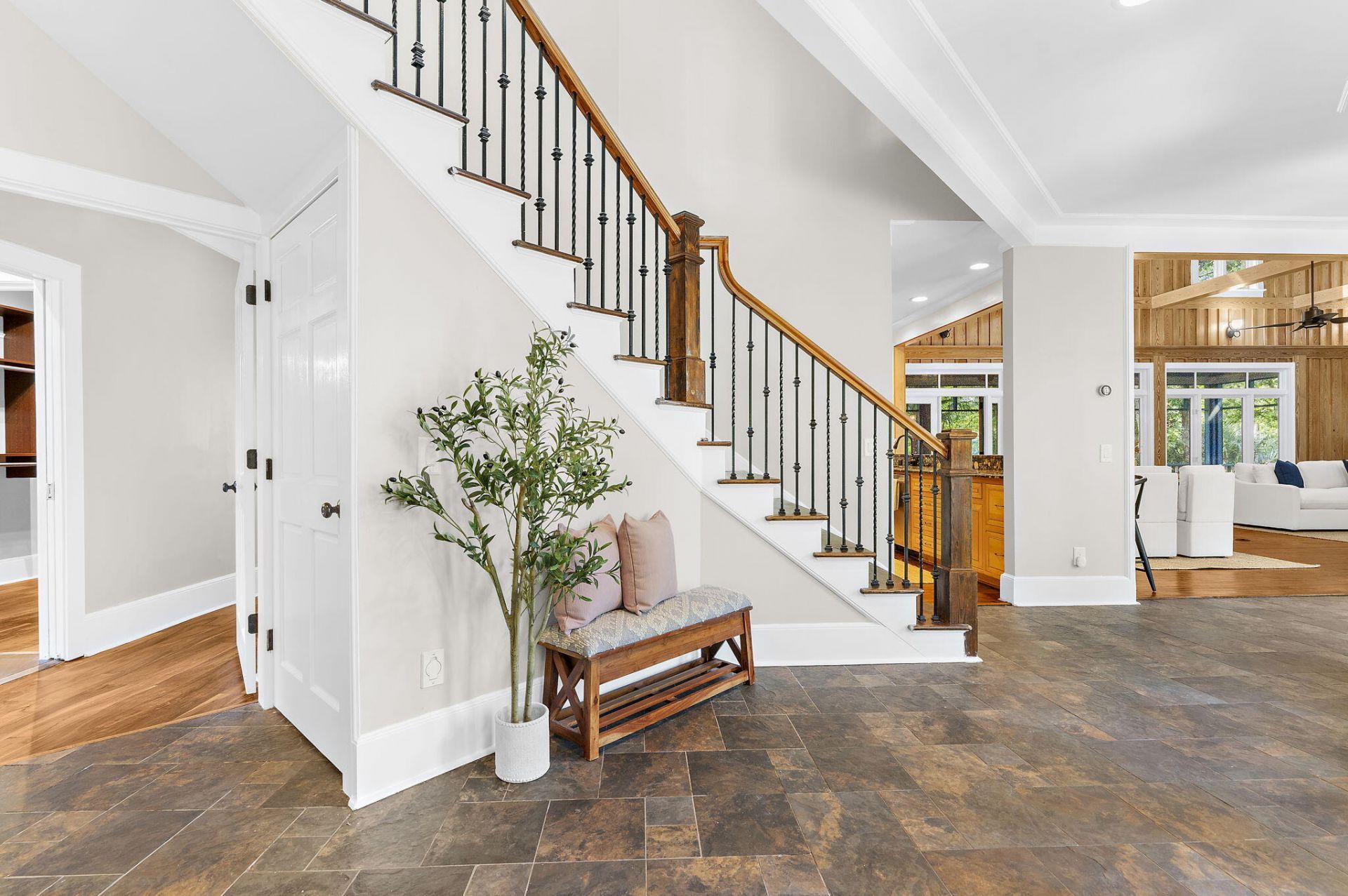 8634 W Fairway Woods Drive Photo 34