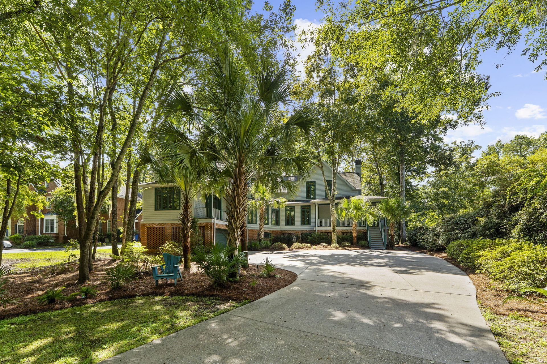 8634 W Fairway Woods Drive Photo 4