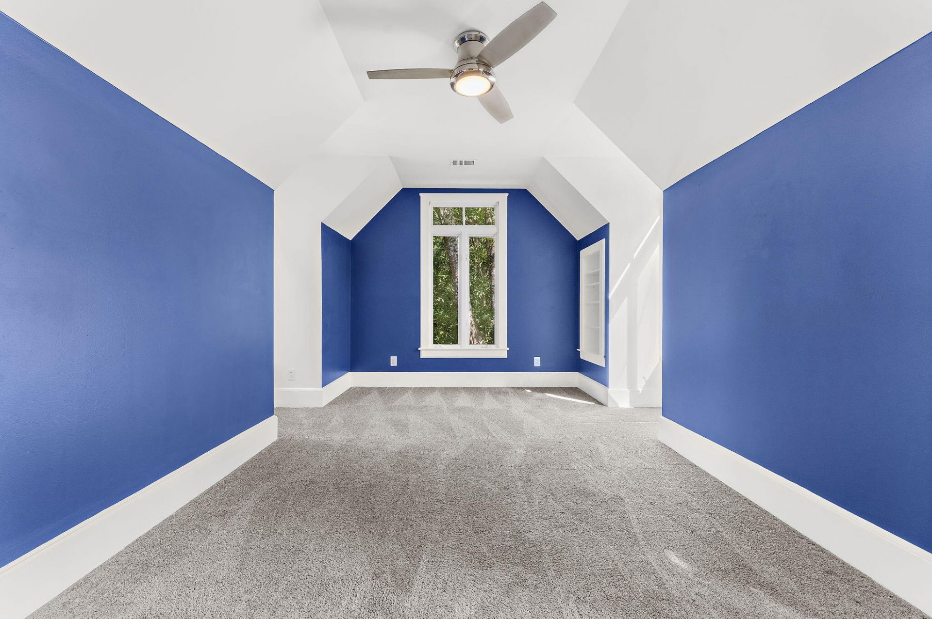 8634 W Fairway Woods Drive Photo 57