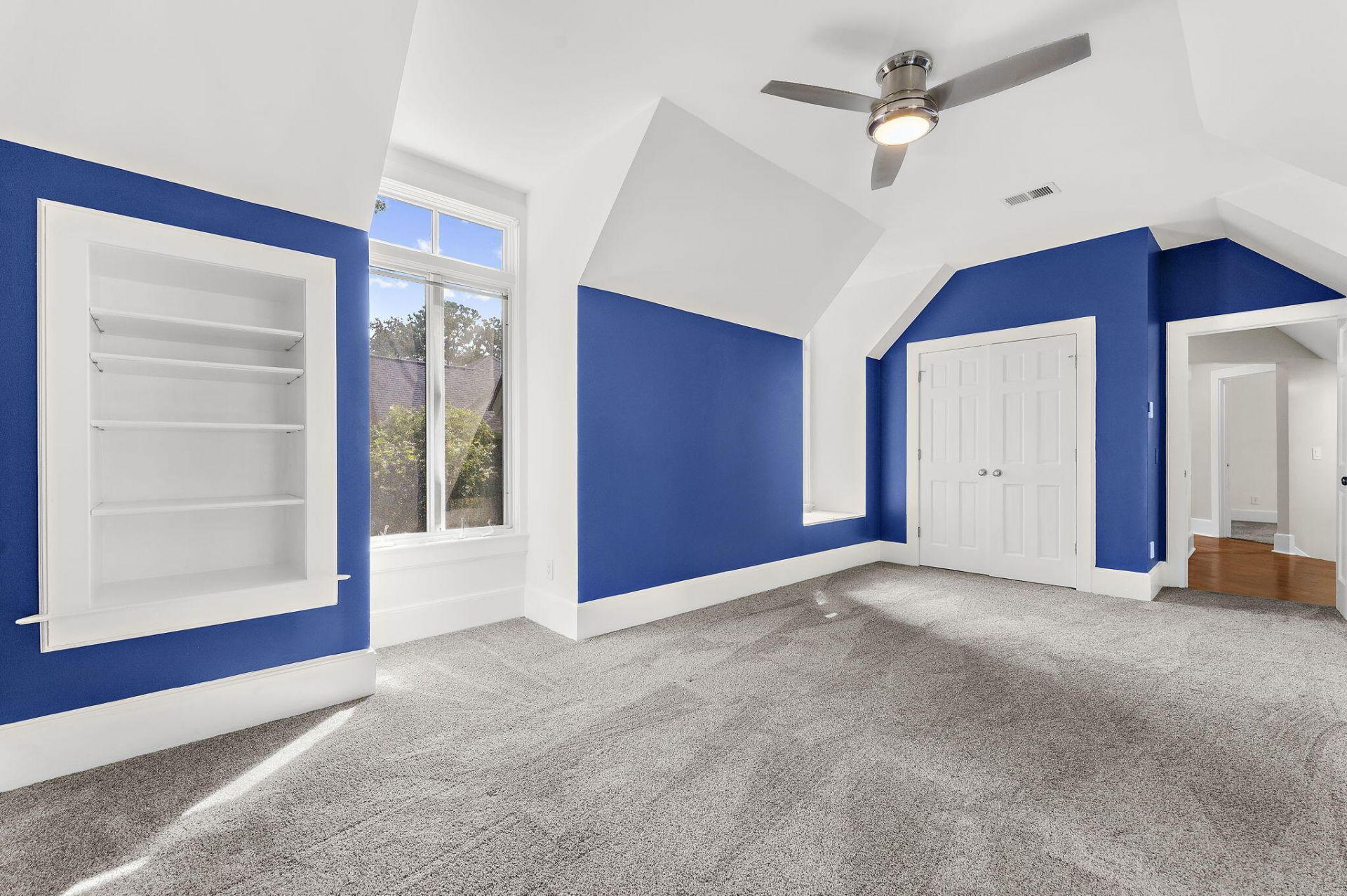 8634 W Fairway Woods Drive Photo 58