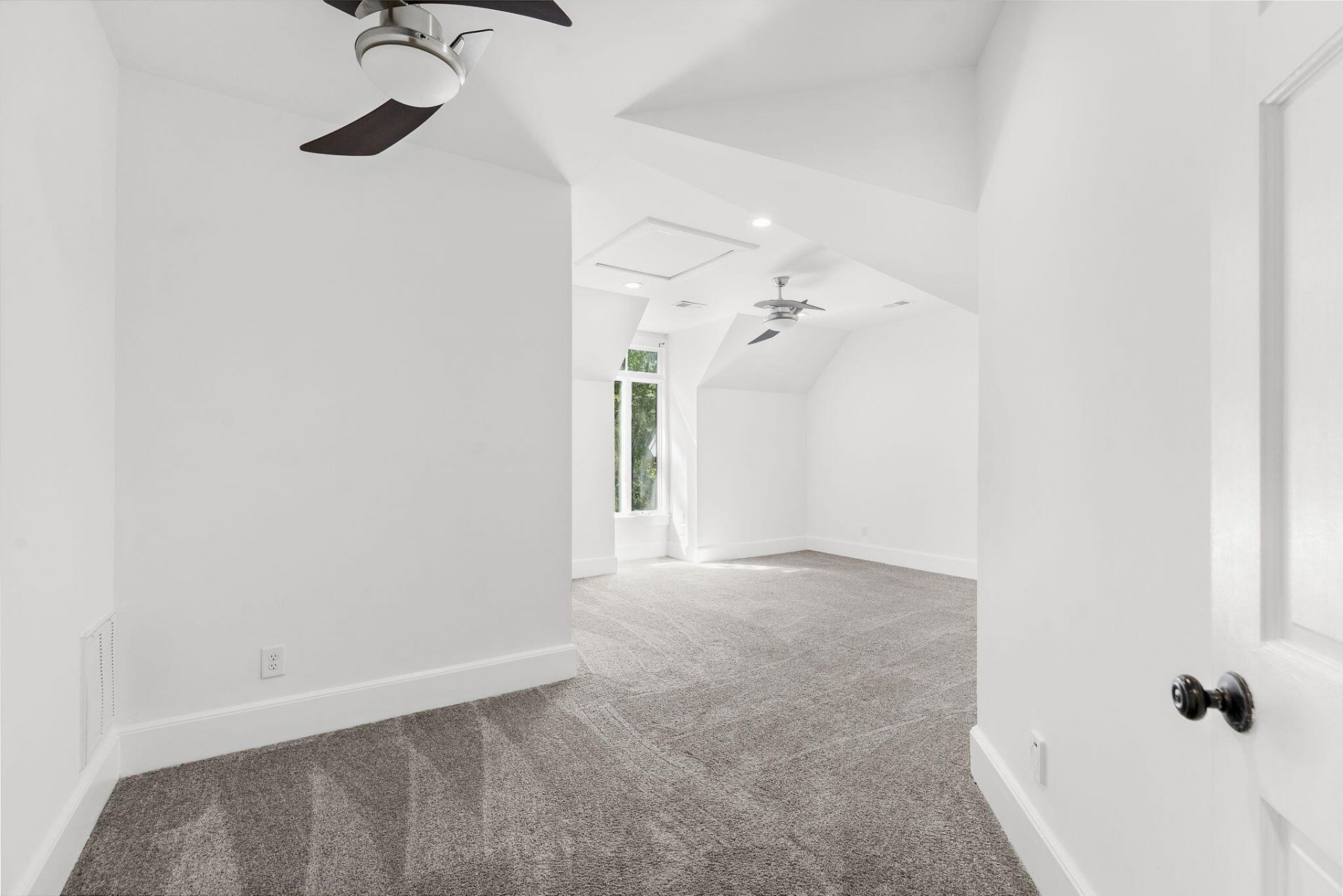 8634 W Fairway Woods Drive Photo 61