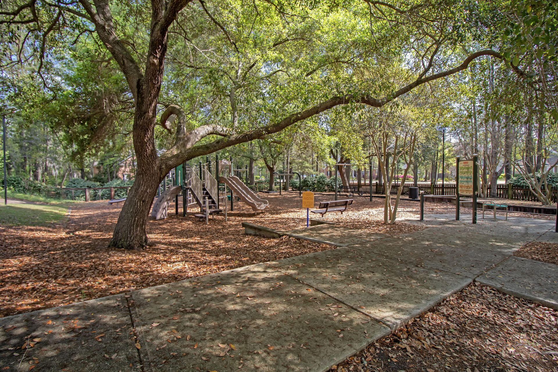 8634 W Fairway Woods Drive Photo 97