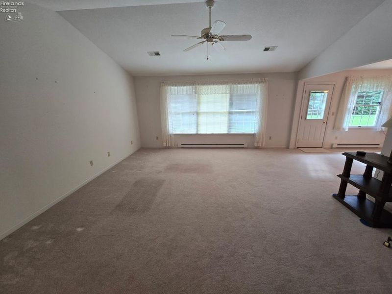 1909 E Waterberry Drive, Huron, OH 44839 Photo 9
