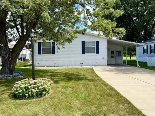 167 Morningside Drive, Port Clinton, OH 43452