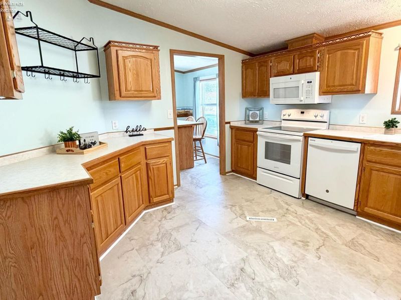 167 Morningside Drive, Port Clinton, OH 43452 Photo 11