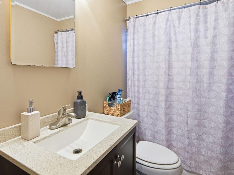 306 Walnut Street, Fremont, OH 43420 Photo 8