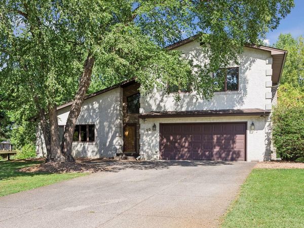20 Deer Hills Drive , North Oaks, MN 55127
