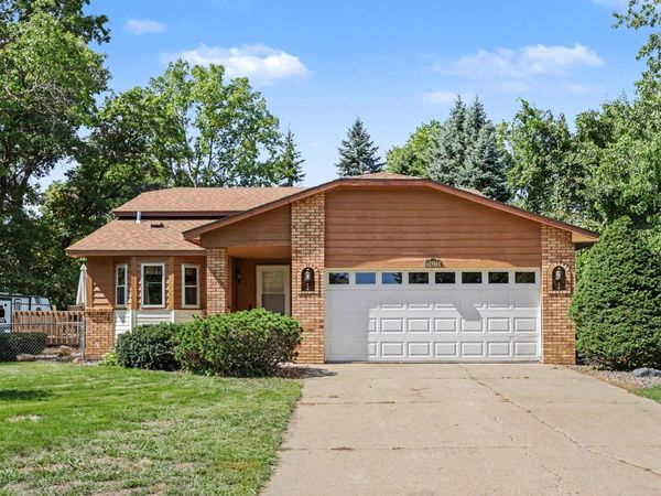 14372 Jonquil Street NW, Andover, MN 55304