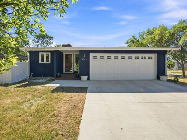 201 11th Avenue E, West Fargo, ND 58078