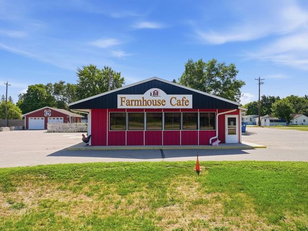 409 US-71 W, Clarissa, MN 56440