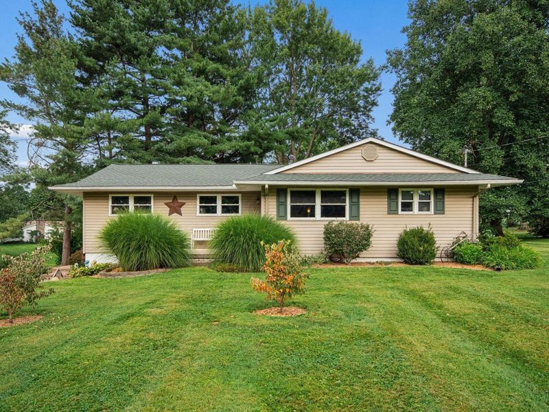193 Caroline Drive, Hebron, OH 43025 Photo 1