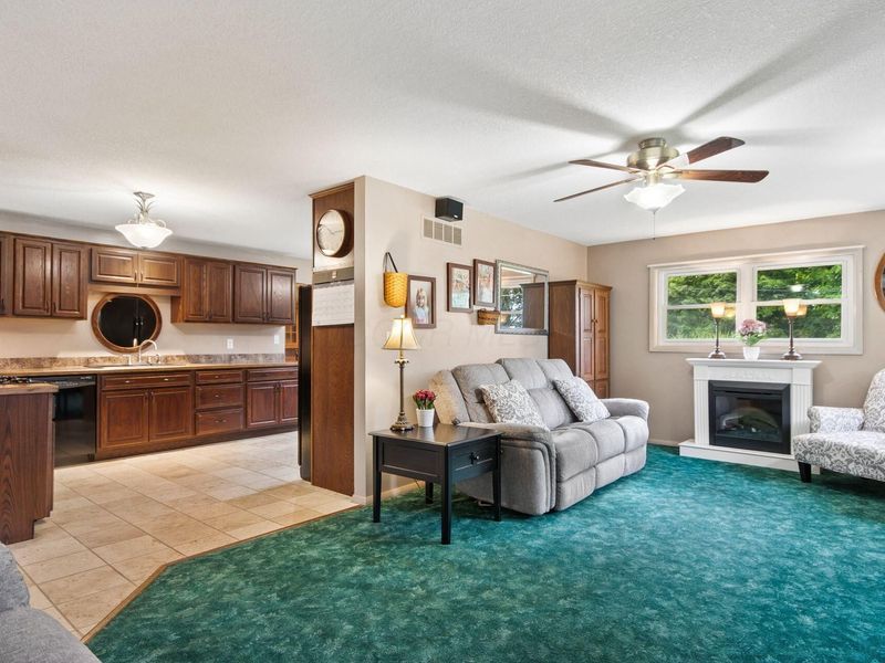 193 Caroline Drive, Hebron, OH 43025 Photo 13