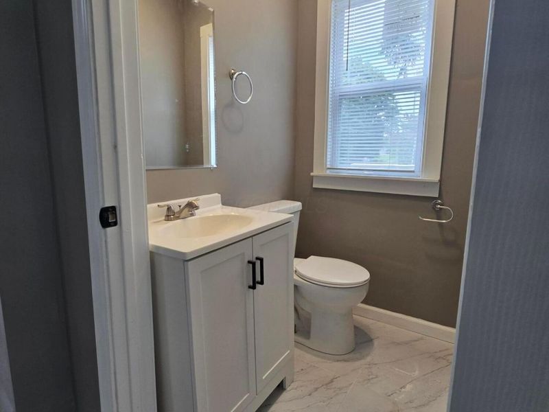 109 W 5th Street, Mansfield, OH 44902 Photo 8