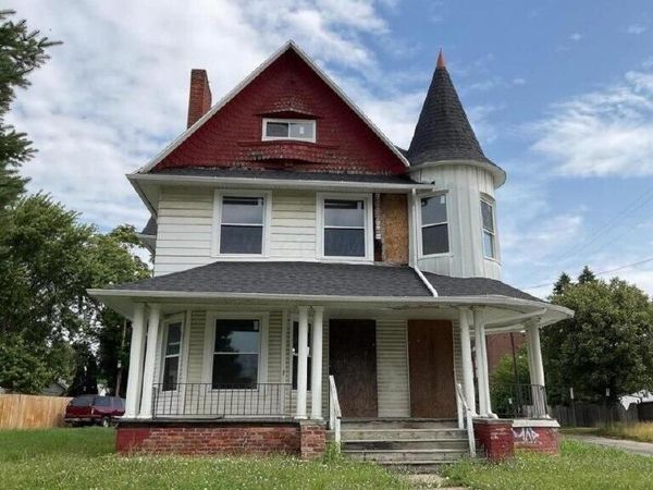 2002 Broadway Street, Toledo, OH 43609