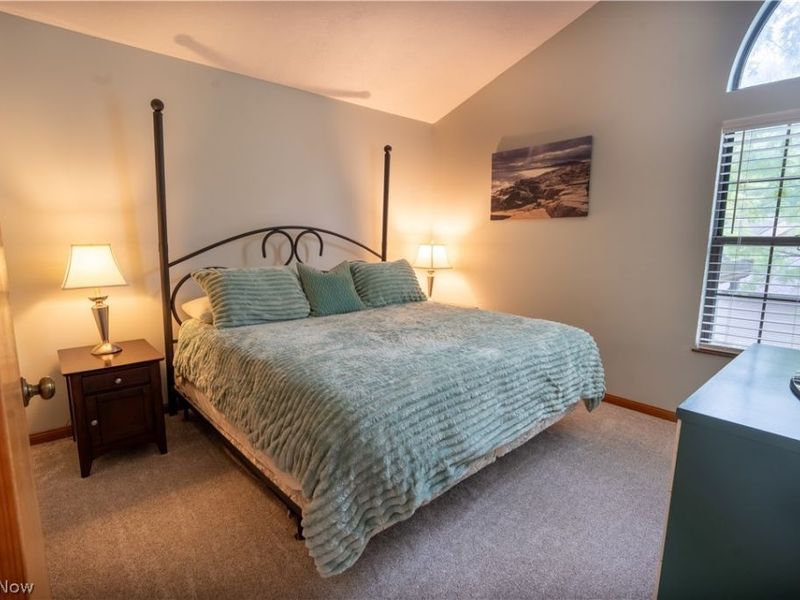 1233 Red Tail Hawk Drive, Boardman, OH 44512 Photo 15
