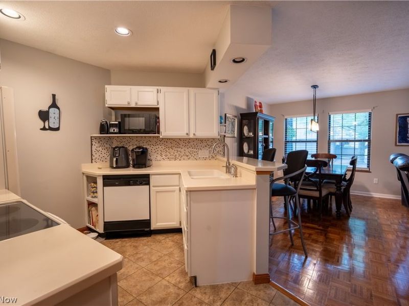 1233 Red Tail Hawk Drive, Boardman, OH 44512 Photo 8