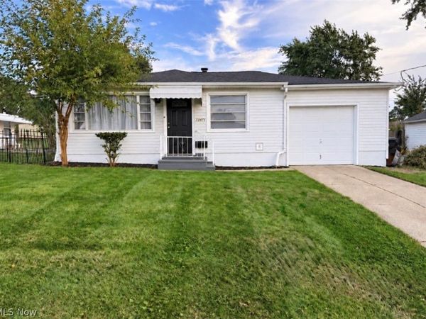 13475 Brookhaven Boulevard , Brook Park, OH 44142