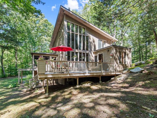 18 Mill Ridge Road , Cumberland, ME 04021