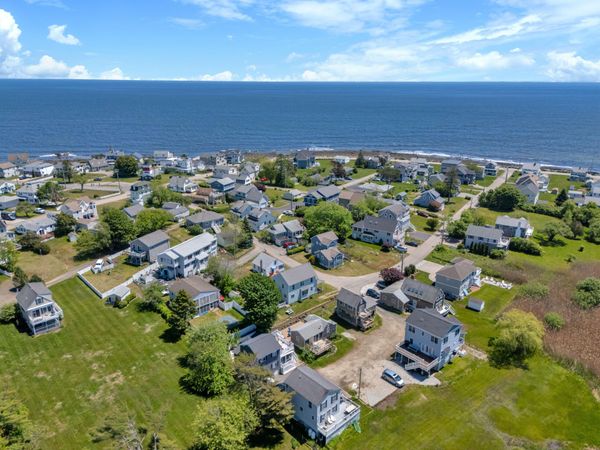 17 Clifford Lane , Wells, ME 04090