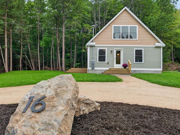16 Birdsong Lane , Windham, ME 04062