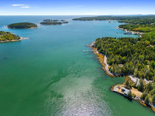 146 States Point Road, Saint George, ME 04860