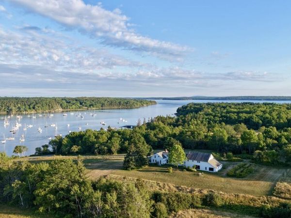 87 Carter Point Road , Sedgwick, ME 04676