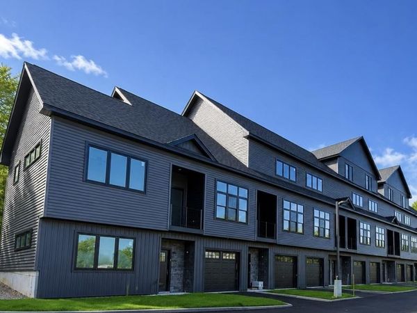 12 Cobblestone Court, Unit 1, Laconia, NH 03246