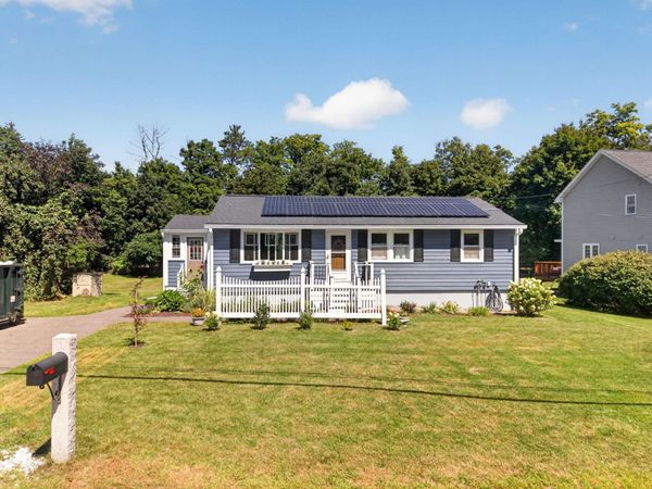 31 Crosby Street, Milford, NH 03055