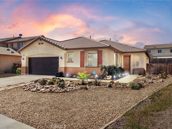 13817 Grant, Oak Hills, CA 92344