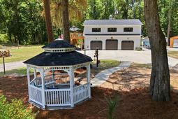 8246 Oyster Factory Road photo 4