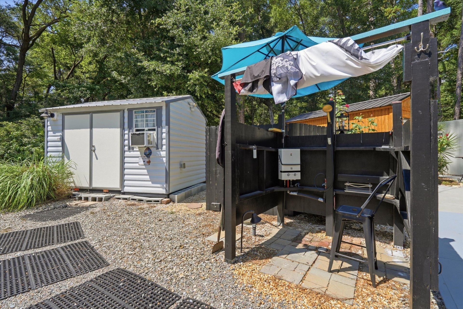 8246 Oyster Factory Road Photo 40
