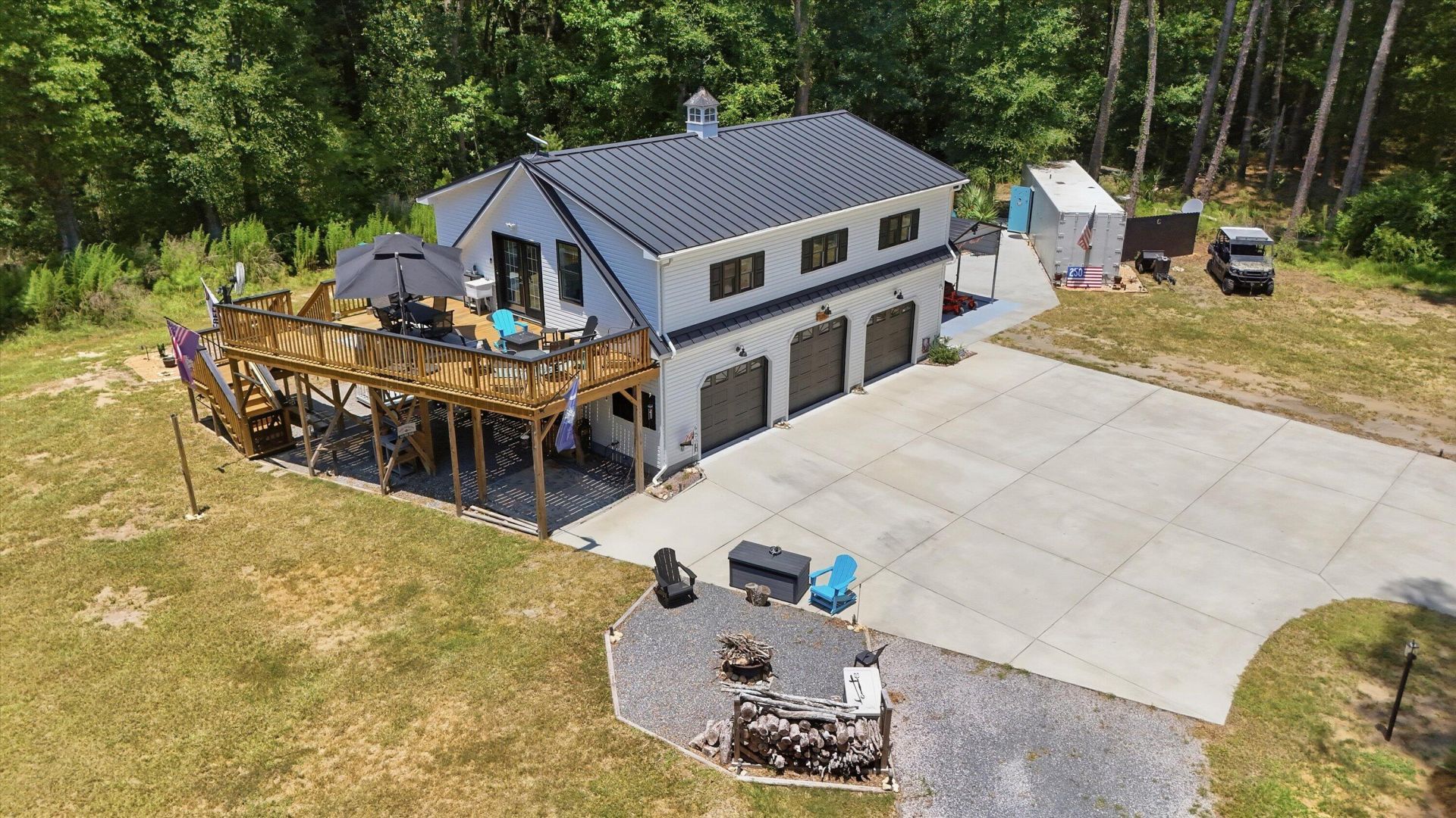 8246 Oyster Factory Road Photo 5