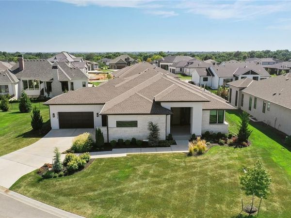 4415 W 136th Street, Leawood, KS 66224