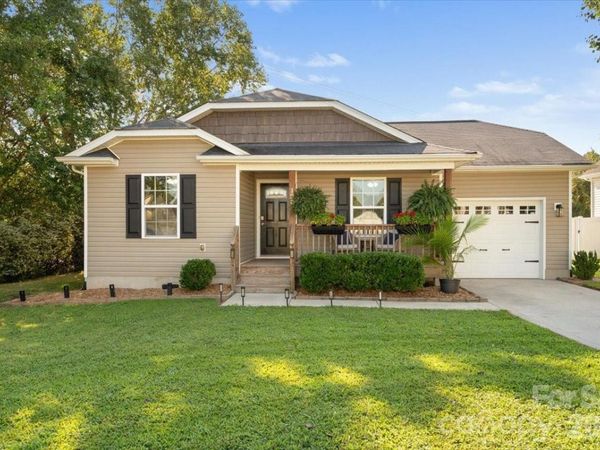 128 Mallory Tai Drive, Lincolnton, NC 28092