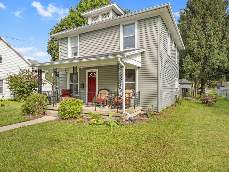 417 E Brown Avenue, Bellefontaine, OH 43311 Photo 3