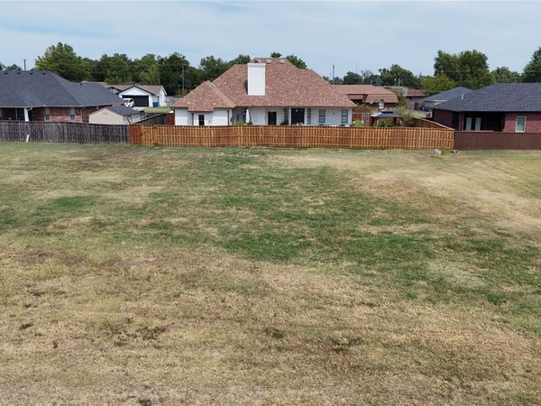 1006 E 14th Street , Cushing, OK 74023