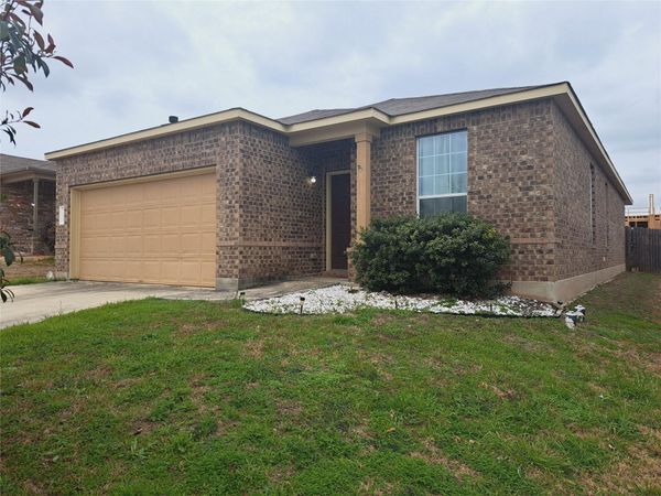 541 Moonwalker TRL, Buda, TX 78610