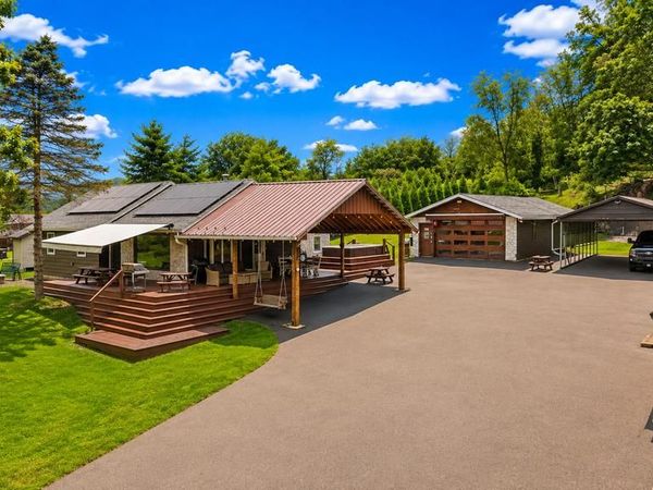 286 S EASTON BELMONT PIKE, SAYLORSBURG, PA 18353