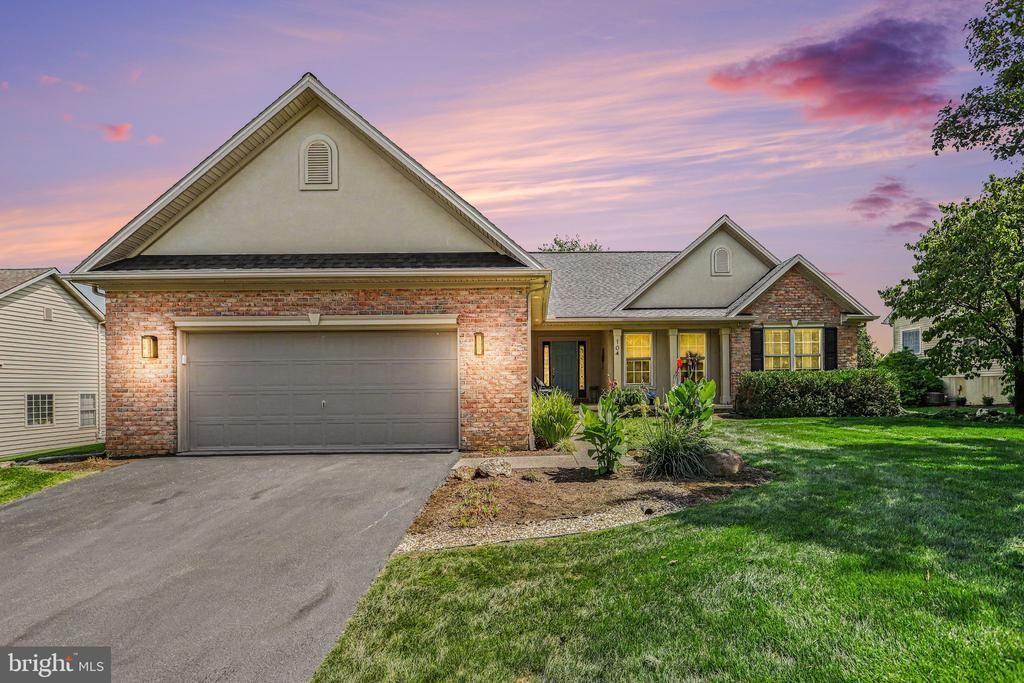 104 Kilgannon Lane, Lancaster, PA 17603 Main Photo