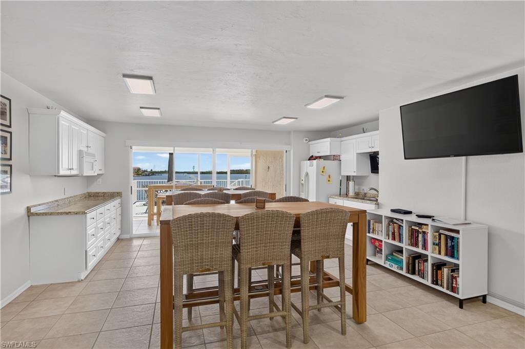 4895 Bonita Beach Rd , Unit 204-(3 flo, Bonita Springs, FL 34134 Photo