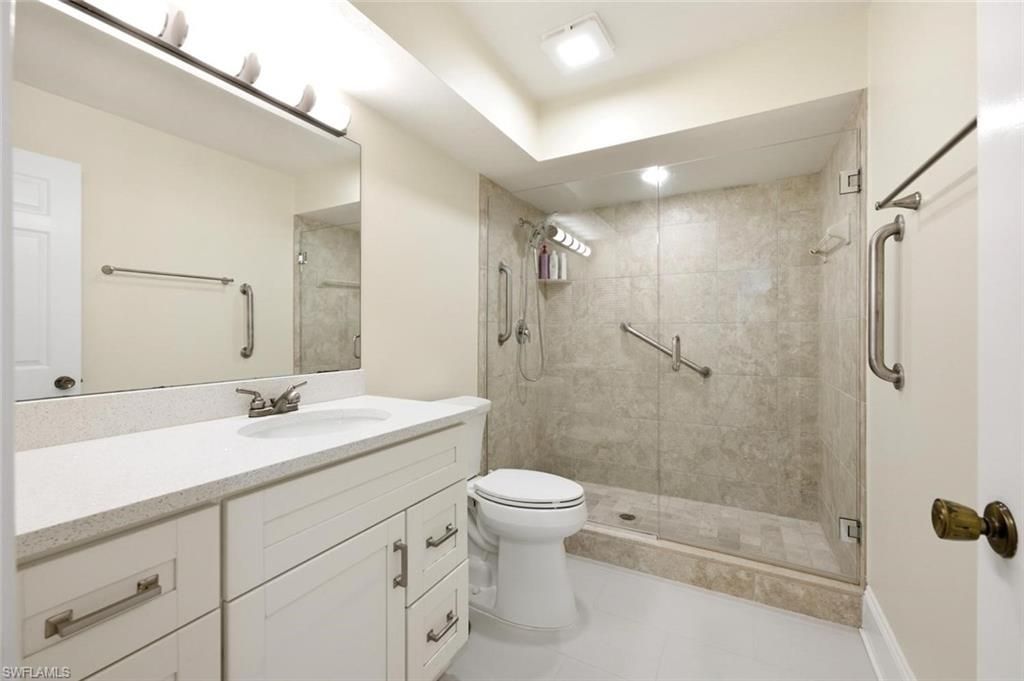 506 Courtside Dr, Unit E201, Naples, FL 34105 Photo