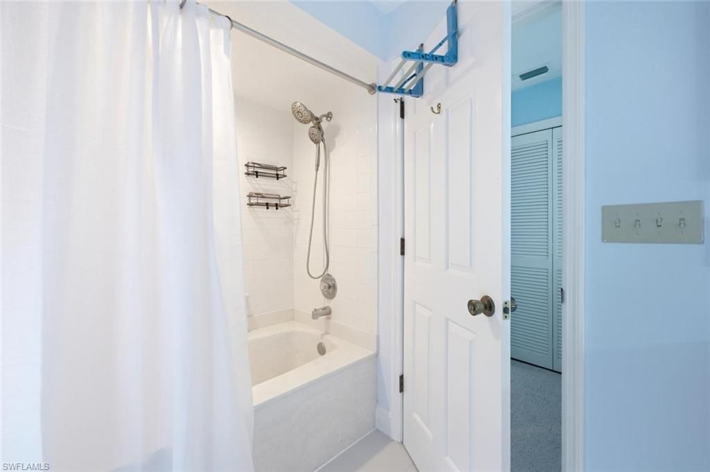 506 Courtside Dr, Unit E201, Naples, FL 34105 Photo