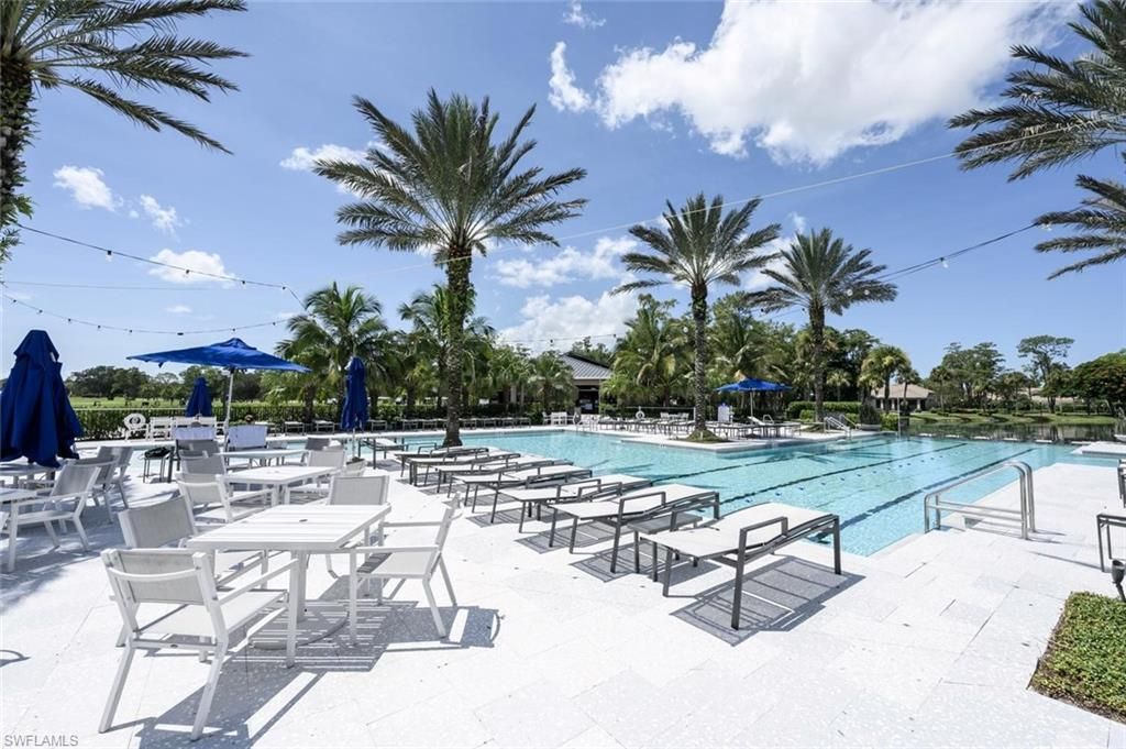 506 Courtside Dr, Unit E201, Naples, FL 34105 Photo