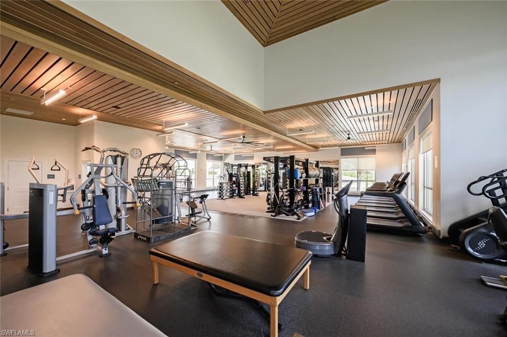 506 Courtside Dr, Unit E201, Naples, FL 34105 Photo