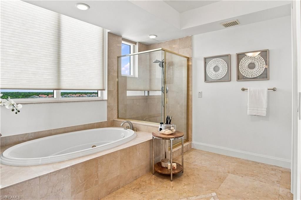6597 Nicholas Blvd , Unit 1005, Naples, FL 34108 Photo
