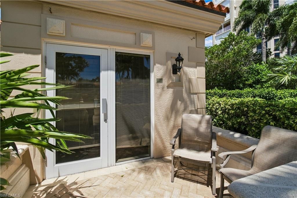 6597 Nicholas Blvd , Unit 1005, Naples, FL 34108 Photo