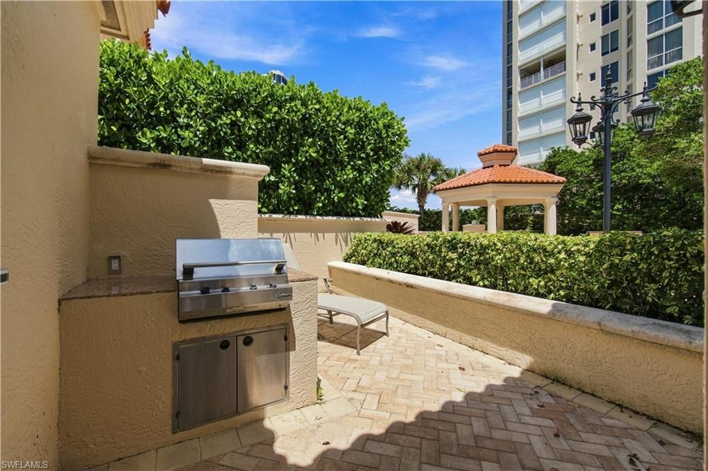 6597 Nicholas Blvd , Unit 1005, Naples, FL 34108 Photo